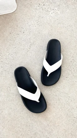Billini Billini^Aila Thong - White