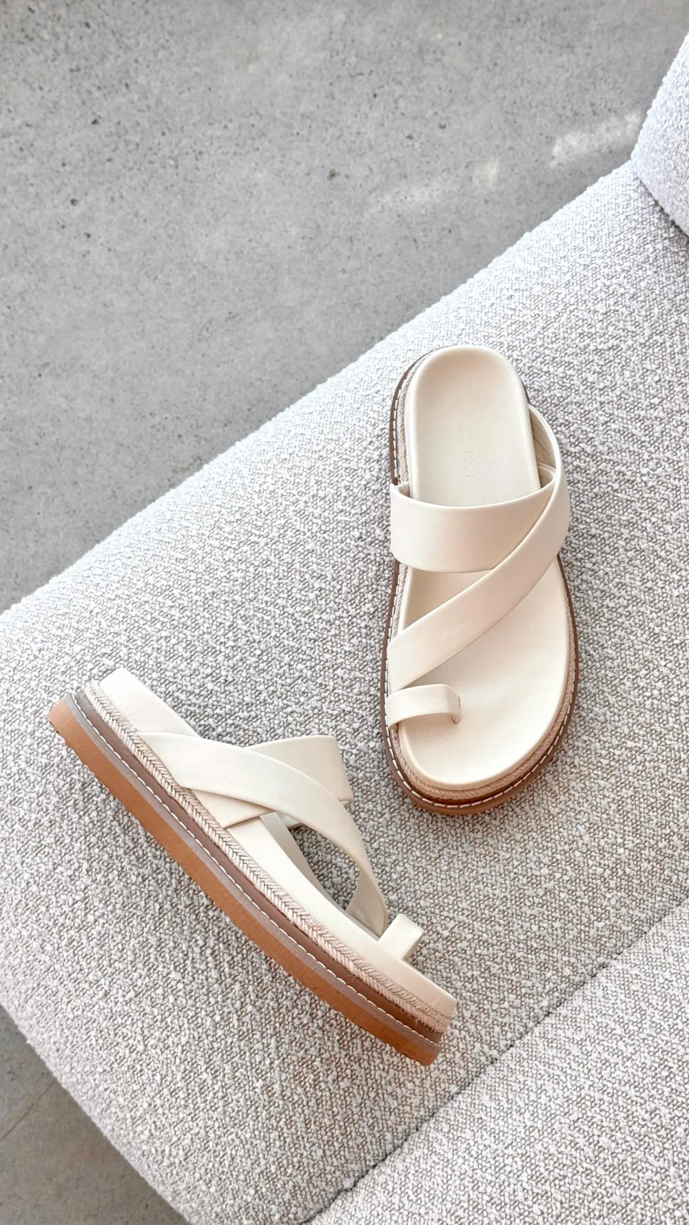 Billini Billini|Sandals & Slides^Armas Slide - Bone