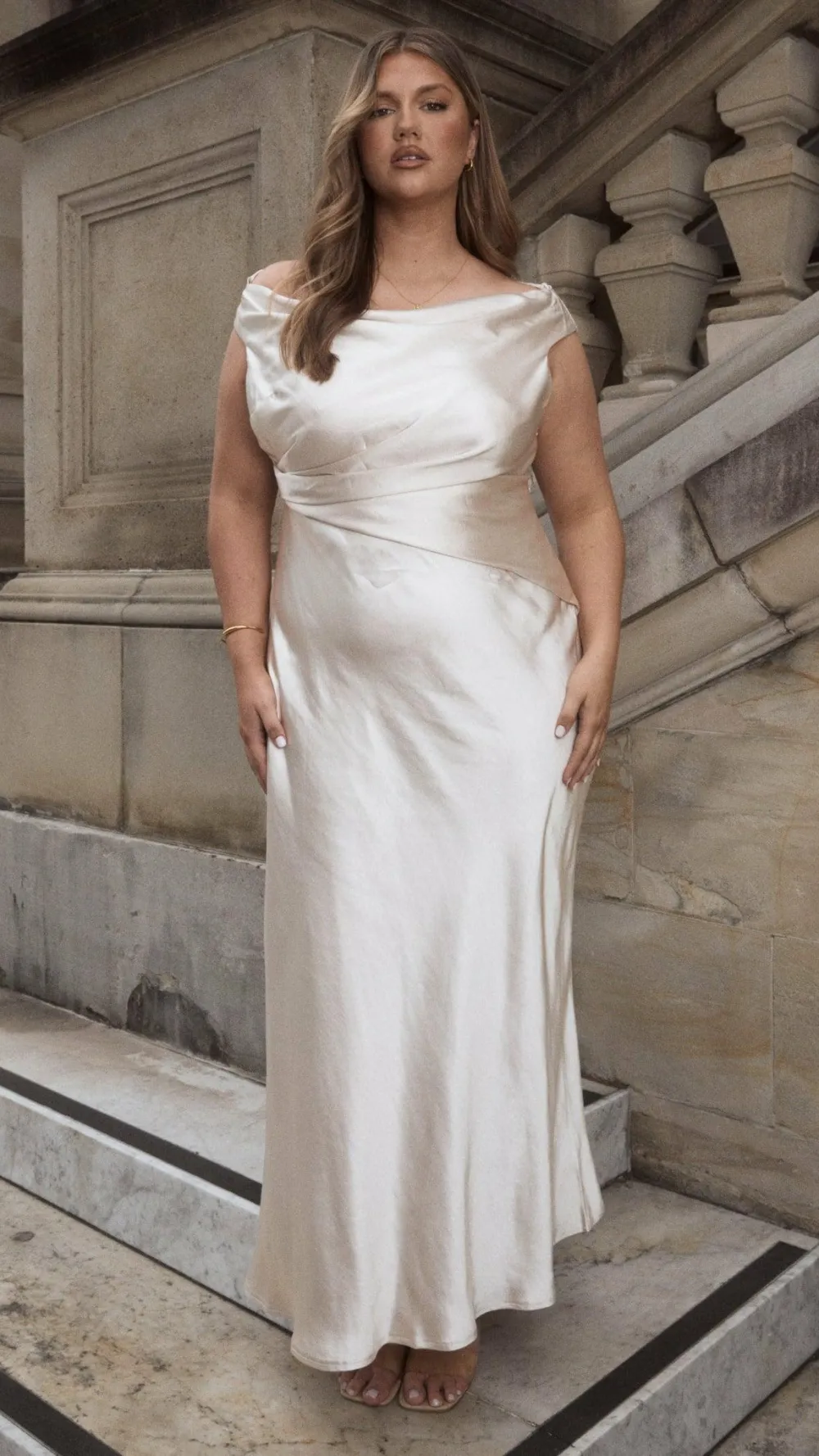 LILYWHYT Mon Cheri|Dresses^Auria Off Shoulder Maxi Dress - Champagne