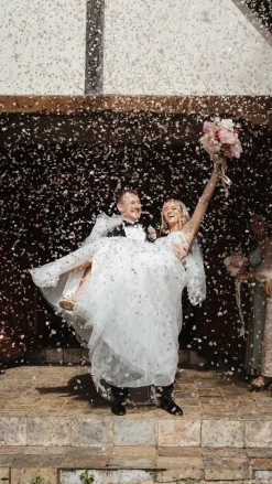 Willow Bud Bridal Accessories|Bridal Accessories^Biodegradable Confetti Cannon – White Circles