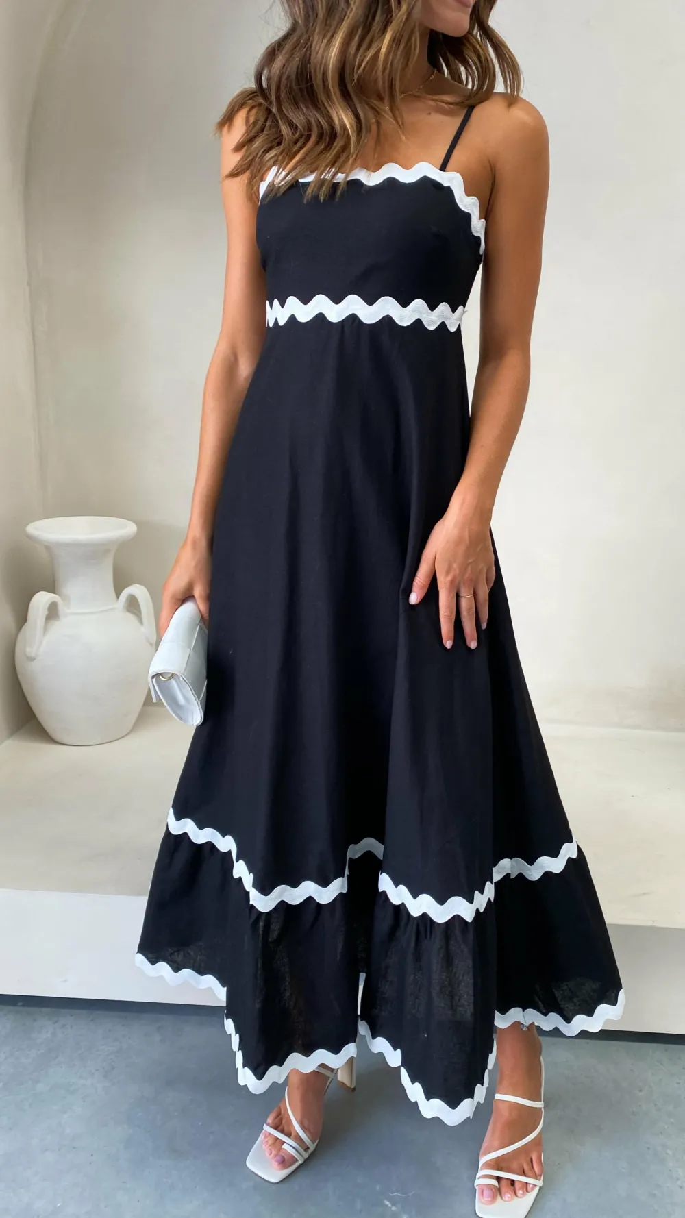 Main St Dresses|Midi^Brodey Midi Dress - Black / White