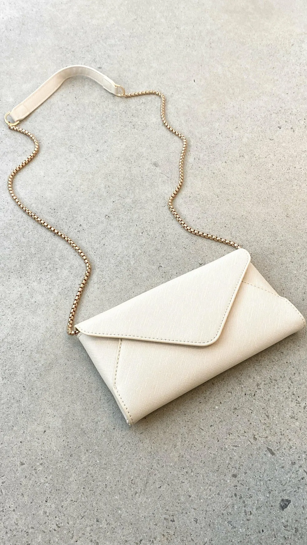 Adorne Bags|The Denim Edit^Carmen Envelope Cross Body Bag - Cream