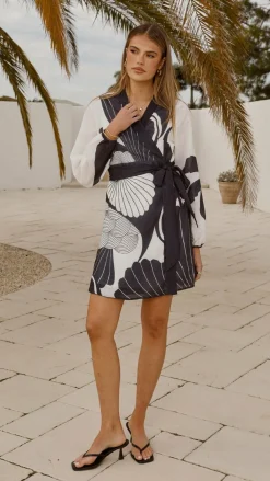 Bubblegum Dresses|Mini^Cassidy Long Sleeve Mini Dress - White/Navy