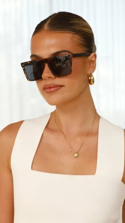 Adorne Sunglasses^Charlton Sunglasses - Tortoise