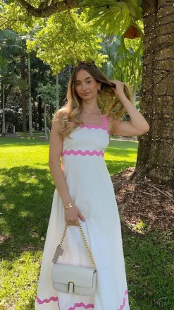 By Frankie Dresses|Maxi^Daleyza Maxi Dress - White / Pink