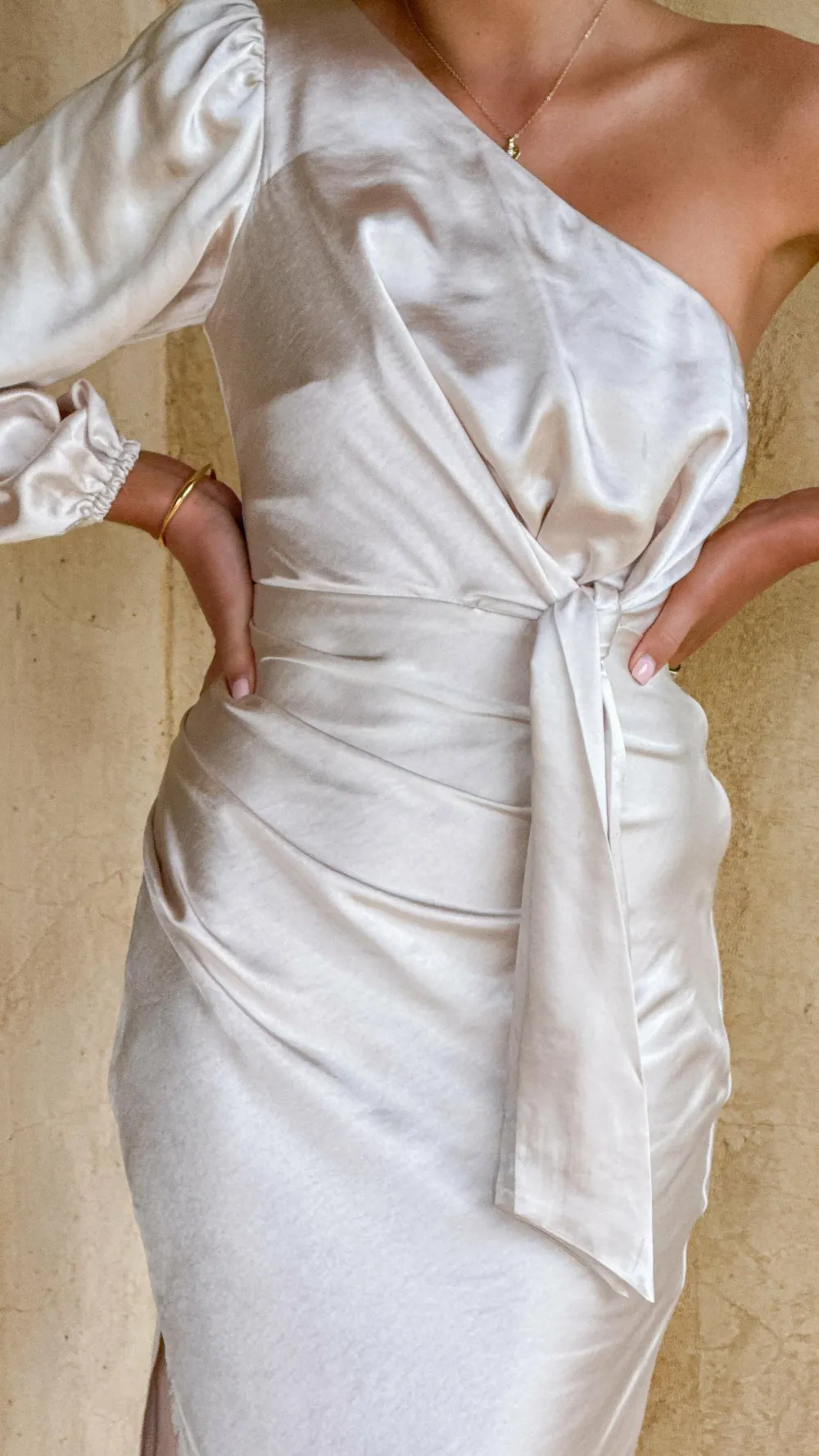 LILYWHYT Mon Cheri|Dresses^Eden One Shoulder Tie Front Maxi Dress - Champagne
