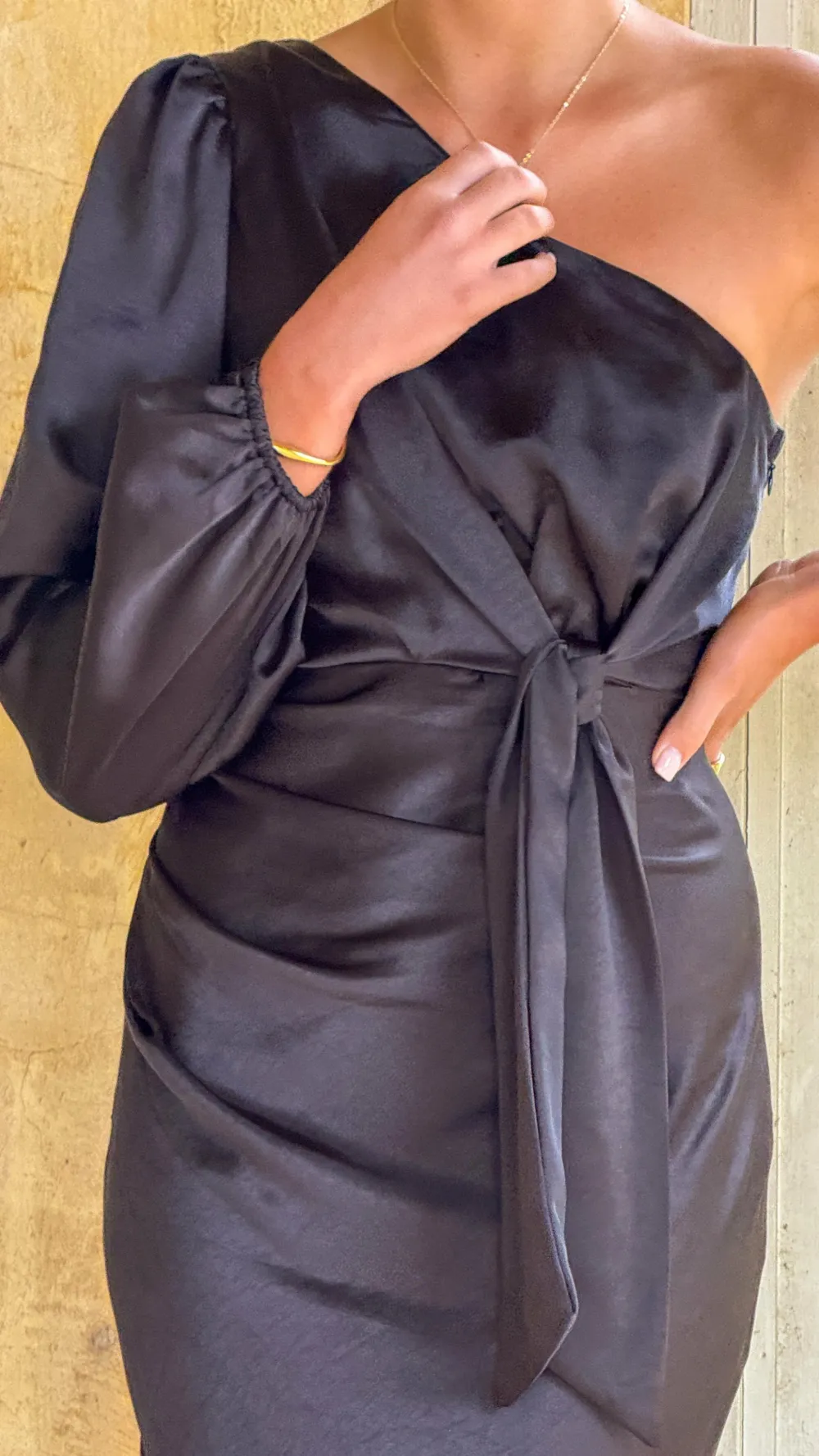 LILYWHYT Mon Cheri|Dresses^Eden One Shoulder Tie Front Maxi Dress - Black