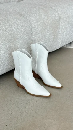 Billini Billini^Ellenora Boots - Bone