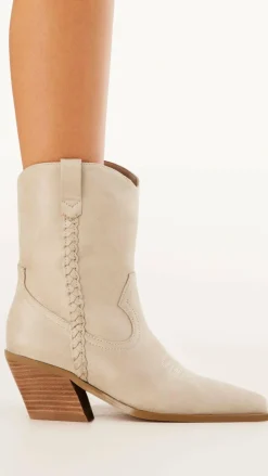 Billini Billini^Ellenora Boots - Light Sand Suede