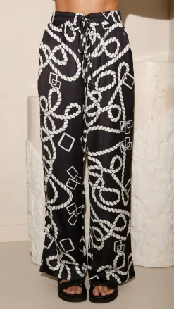 YH AND CO Sets|Bottoms^Fergie Pants - Black / White Print