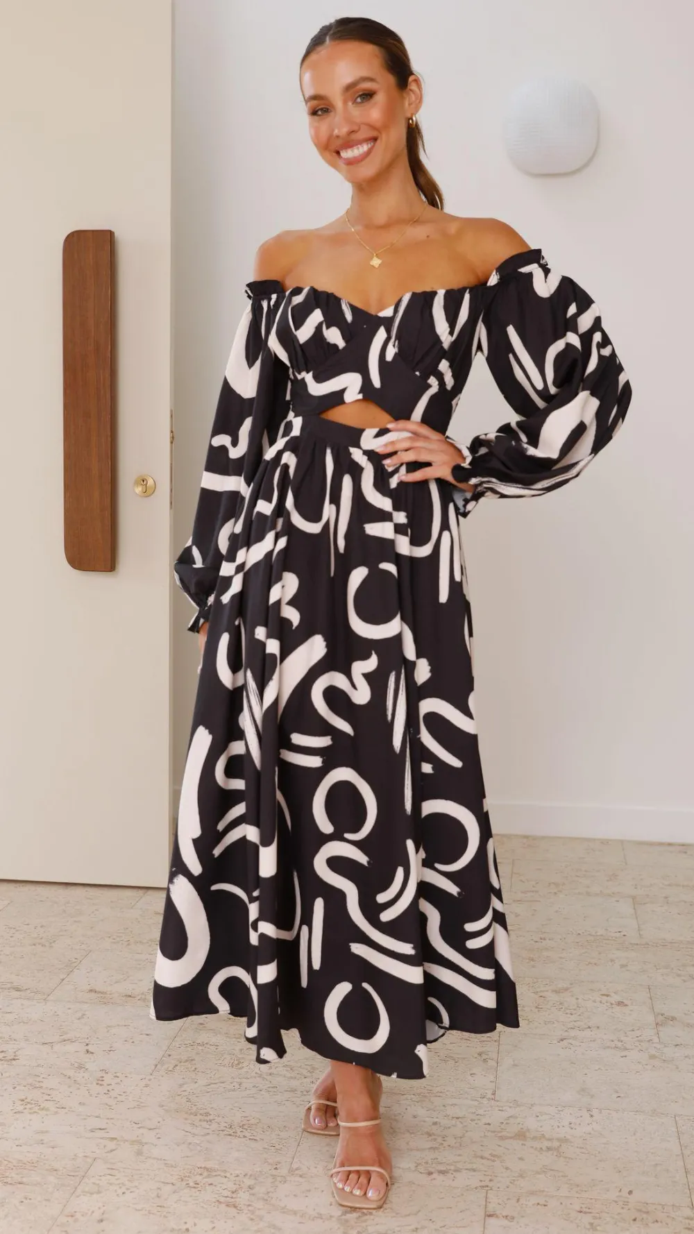 Pink Diamond Dresses|Maxi^Freya Maxi Dress - Black