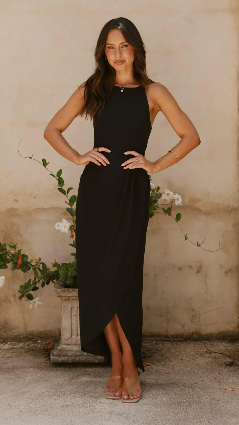 LILYWHYT Mi Amore|Dresses^Genevieve Boat Neck Maxi Dress - Black
