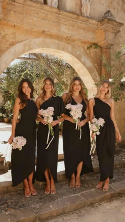 LILYWHYT Mi Amore|Dresses^Genevieve Boat Neck Maxi Dress - Black