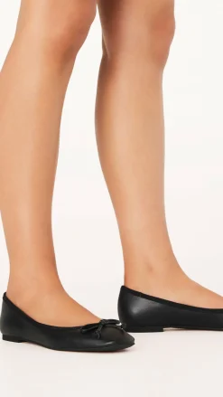 Billini Billini^Isaiah Ballet Flats - Black