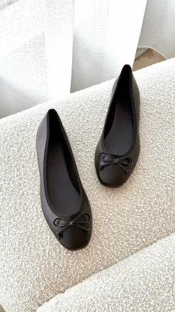 Billini Billini^Isaiah Ballet Flats - Black