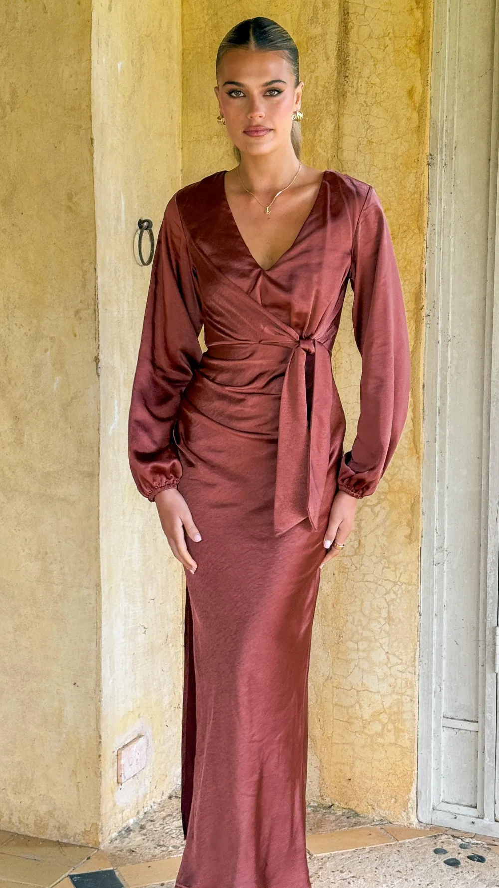 LILYWHYT Mon Cheri|Dresses^Ivy Long Sleeve Tie Front Maxi Dress - Rust