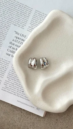 Your Accessory Shop Earrings|Bridesmaid^Kiara Earrings - Silver