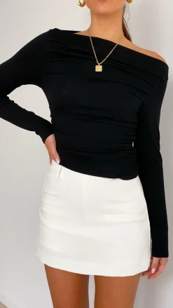 Pink Diamond Tops^Lakin Long Sleeve Top - Black