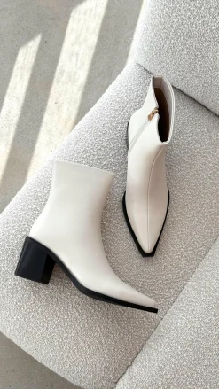 Billini Billini^Leanora Boots - Ivory