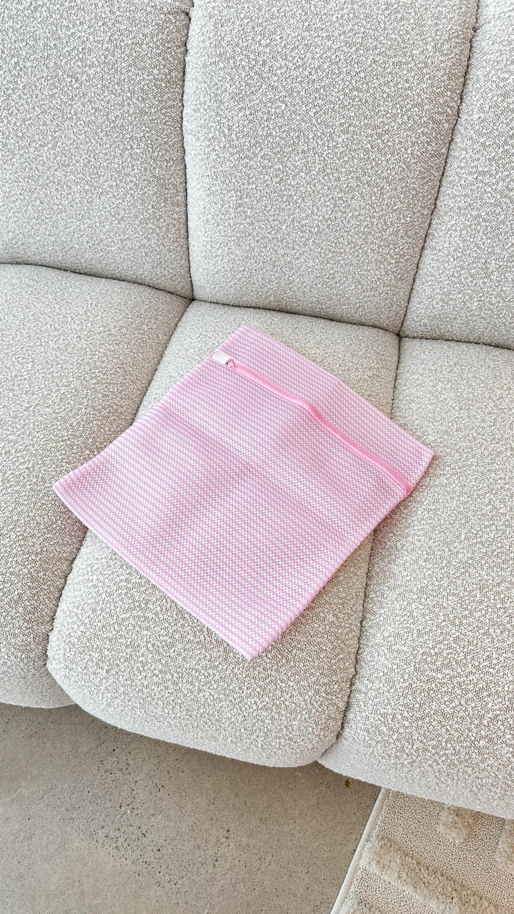 Secret Weapons Beauty|Booby Tape And Bra Accessories^Lingerie Wash Bag - Pink/White