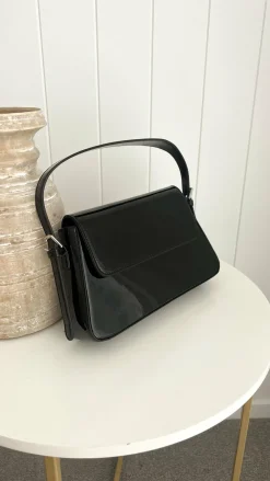 Adorne Bags|Event Ready Dresses^Maisie High Shine Handbag - Black