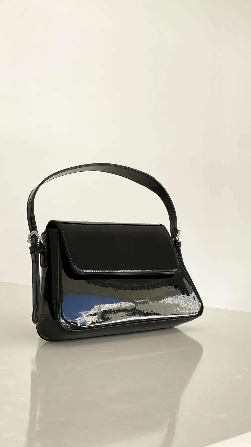 Adorne Bags|Event Ready Dresses^Maisie High Shine Handbag - Black