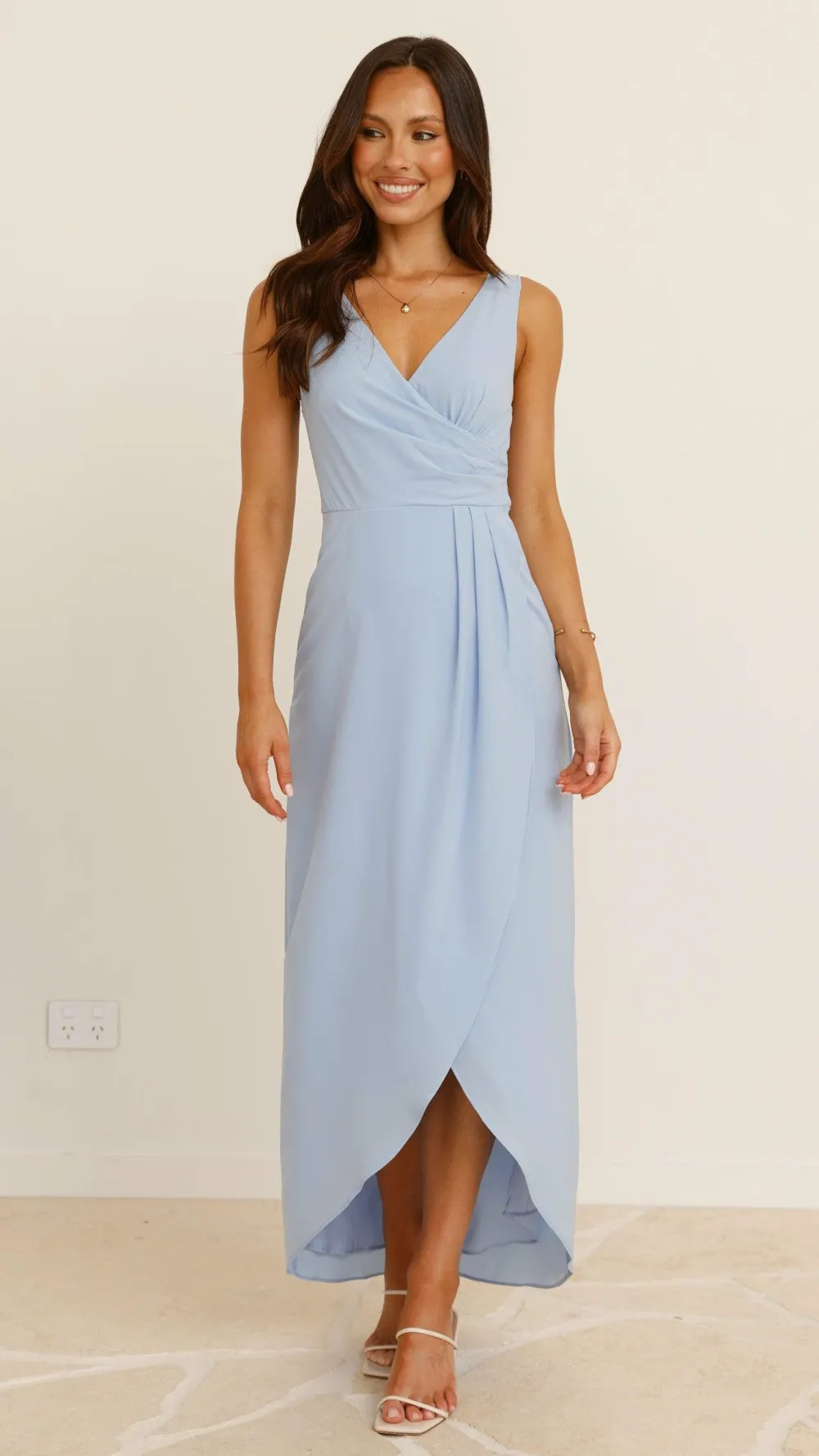 LILYWHYT Mi Amore|Dresses^Pamela V Neck Maxi Dress - Blue