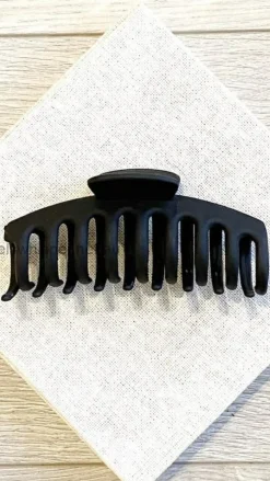 Angel Whisper Gift Collection|Hair Accessories^Regina Matte Claw Clip - Black
