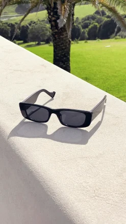Your Accessory Shop Sunglasses^Safara Sunglasses - Black