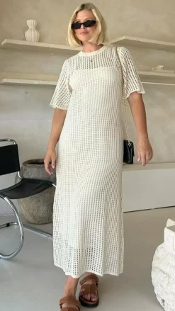 Pink Diamond Dresses|Maxi^Saisha Crochet Maxi Dress - Beige