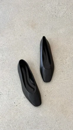 Billini Billini|Sandals & Slides^Suzie Ballet Flats - Black