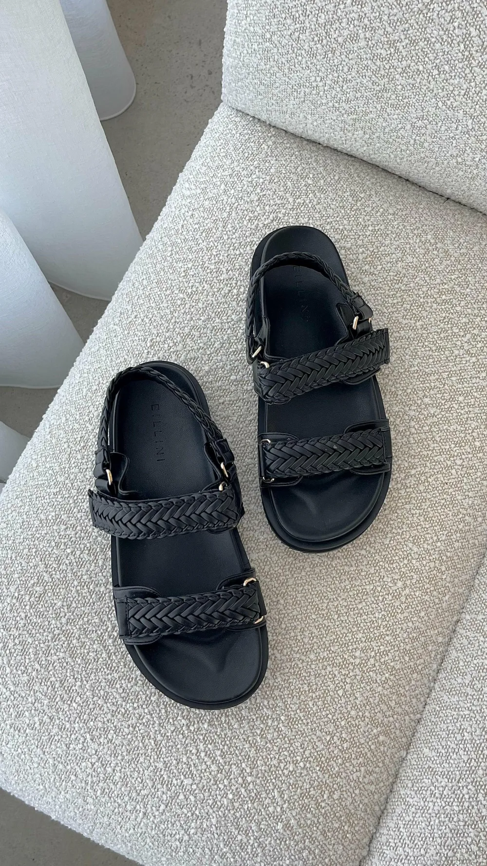 Billini Billini^Taishi Slide - Black