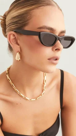 Banbe Sunglasses|The Denim Edit^The Caroline Sunglasses - Black