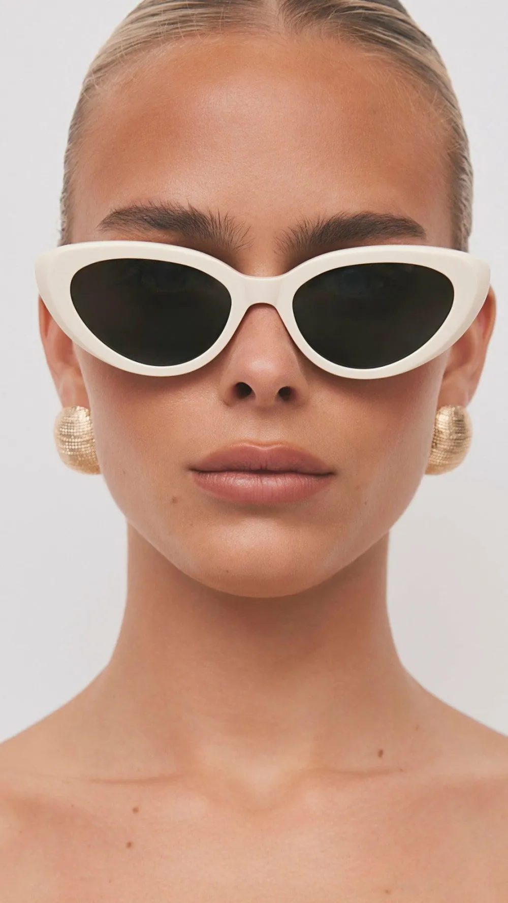 Banbe Sunglasses^The Sweeney Sunglasses - Ivory / Green