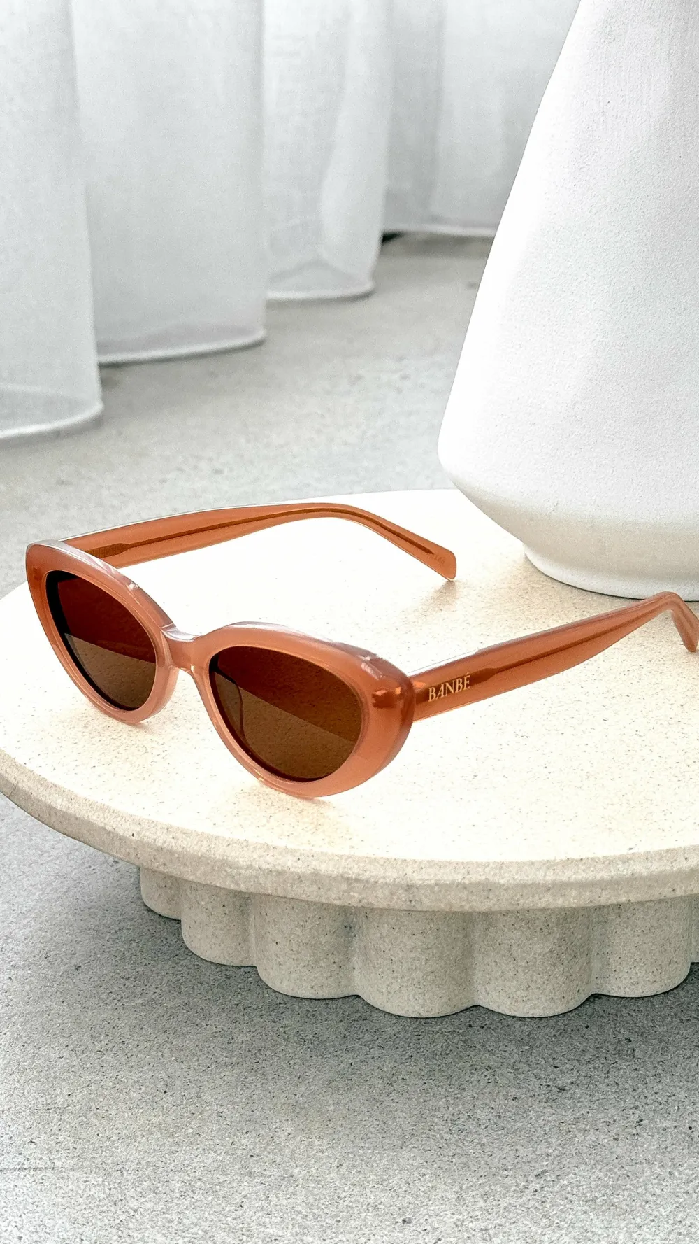 Banbe Sunglasses^The Sweeney Sunglasses - Nude / Chocolate