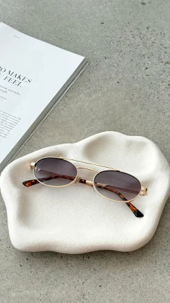 Banbe Sunglasses^The Winnie Sunglasses - Gold / Smoke Fade