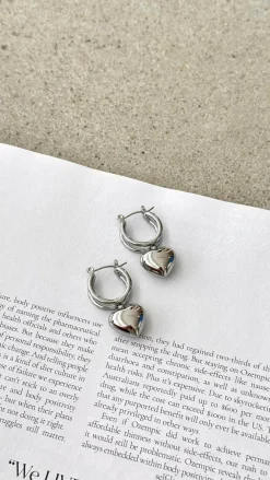 Angel Whisper Earrings|Je T'Aime^Varick Heart Earrings - Silver