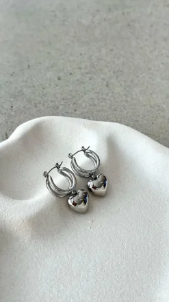 Angel Whisper Earrings|Je T'Aime^Varick Heart Earrings - Silver