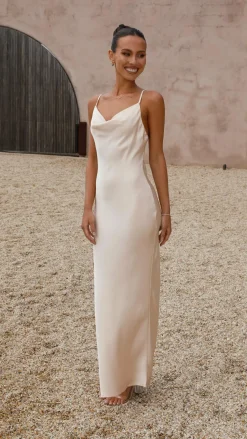 Alive Girl Je T'Aime|Dresses^Willow Maxi Dress - Champagne