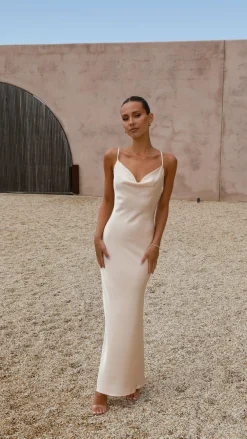 Alive Girl Je T'Aime|Dresses^Willow Maxi Dress - Champagne