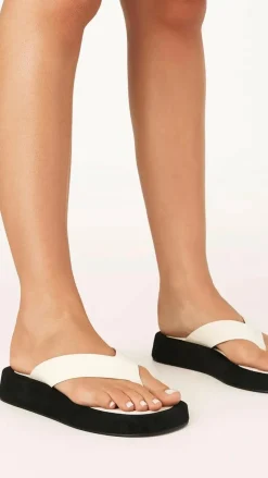 Billini Billini|Sandals & Slides^Yamira Thong - Bone